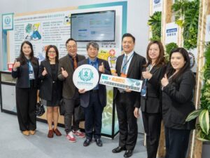 雙和醫院於 2025 醫療科技展展示「以塑轉生」成果，攜手希達數位導入 AI 永續治理強化智慧綠色醫院轉型